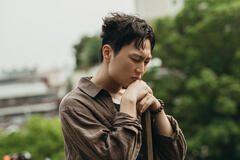 Roh Jae-won come Bangwool in Girigo 1x04