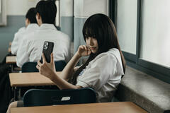 Kang Mi-na come Lim Na-ri in Girigo