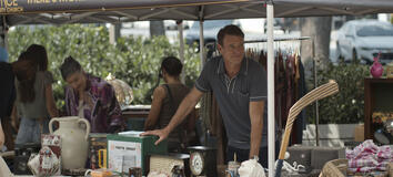 Malcolm (Scott Foley) in It's Not Like That