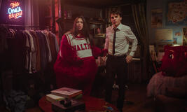 Sadie Sandler come Devon e Billy Bryk come Michael in Roommates