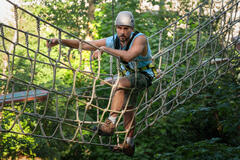 Josh Segarra come Goose in Roommates