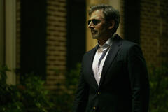 Steve Carell in Rooster 1x04