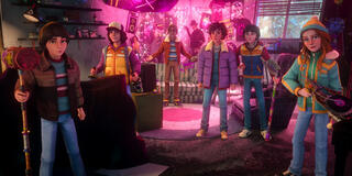 (S-D) Benjamin Plessala come Will, Braxton Quinney come Dustin, Elisha Williams come Lucas, Brooklyn Davey Norstedt come Eleven, Luca Diaz come Mike e Jolie Hoang-Rappaport come Max in Stranger Things: Storie dal 1985
