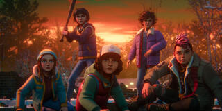 (S-D) Jolie Hoang-Rappaport come Max, Luca Diaz come Mike, Braxton Quinney come Dustin, Brooklyn Davey Norstedt come Eleven and Odessa A'zion come Nikki in Stranger Things: Storie dal 1985