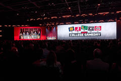 Desmond Howard, Rece Davis, Nick Saban, Pat Mcafee, Cody Rhodes, Kirk Herbstreit ai Disney Upfront US 2026, 12 maggio 2026