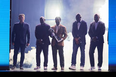 Steve Young, Emmitt Smith, Desmond Howard, Jerry Rice, Hines Ward ai Disney Upfront US 2026, 12 maggio 2026