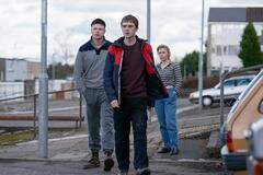 Stuart Campbell, Mitchell Robertson, Julie Cullen in Half Man 1x03