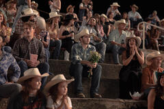 Finn Little come Carter in Dutton Ranch 1x01