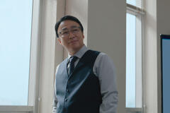 Lee Sung-Min come Choi Gang-seok in Lezioni Vere 1x02