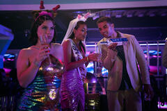 (S-D) Anna Garcia come Trixie, Megan Suri come Caroline e Mason Gooding come Mason in 72 Hours