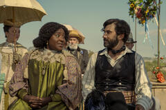 (S-D) Susan Wokoma come Edith e Joe Azzopardi come Mikiel in Enola Holmes 3
