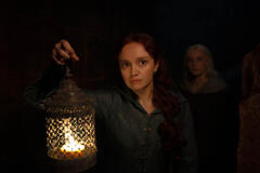 Olivia Cooke, Phia Saban in House of the Dragon 3x05