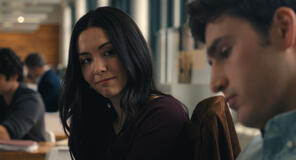 Kiarra Hamagami Goldberg e Charlie Hall in Maximum Pleasure Guaranteed 1x10
