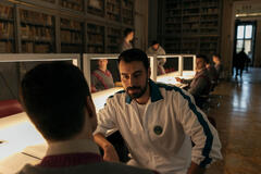(S-D) Simone Secce come Diego Giordano, Michele Rosiello come Pietro in Minerva - La Scuola 1x05
