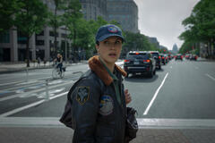 Jessica Brown Findlay in Silo 3x01