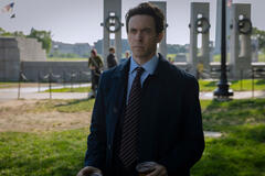 Ashley Zukerman in Silo 3x01