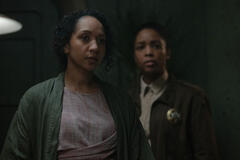 Alexandria Riley e LaToya Harding in Silo 3x01