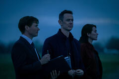Colin Hanks e Jessica Henwick in Silo 3x07