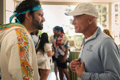 Jake Johnson e Ed Harris in The Dink - Mago del pickleball