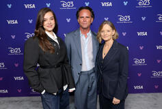 (S-D) Hailee Steinfeld, Walton Goggins e Jodie Foster al Disney Entertainment Showcase del D23: The Ultimate Disney Fan Event, il 14 agosto 2026 ad Anaheim, California