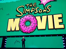 Alan Bergman, co-presidente di Disney Entertainment, per I Simpson - Il Film 2 sul palco del Disney Entertainment Showcase al D23: The Ultimate Disney Fan Event il 14 agosto 2026 ad Anaheim, in California.