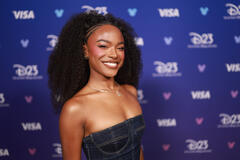 Maya Boyd al Disney Entertainment Showcase del D23: The Ultimate Disney Fan Event, il 14 agosto 2026 ad Anaheim, California