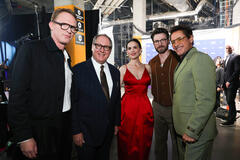 (S-D) Paul Bettany, James Spader, Hayley Atwell, Chris Evans e Robert Downey Jr. al Disney Entertainment Showcase al D23: The Ultimate Disney Fan Event il 14 agosto 2026 ad Anaheim, California