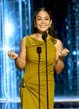 Vanessa Hudgens sul palco del Disney Entertainment Showcase al D23: Legends il 16 agosto 2026 ad Anaheim, California