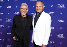 (S-D) Harrison Ford e Bob Iger al Disney Entertainment Showcase al D23: Legends il 16 agosto 2026 ad Anaheim, California