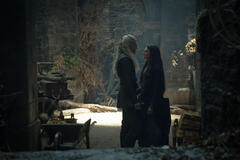 Ewan Mitchell, Gayle Rankin in House of the Dragon 3x07
