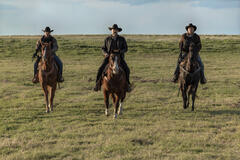 Garret Dillahunt in Lanterns 1x02