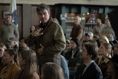 Kyle Chandler, Jason Ritter in Lanterns 1x02