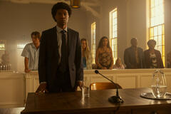 (S-D) Chase Stokes come John B, Jonathan Daviss come Pope, Madelyn Cline come Sarah Cameron, Madison Bailey come Kiara, E. Roger Mitchell come Heyward, Tonia Jackson come Cara Heyward in Outer Banks 5x03