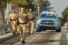 Cullen Moss come Deputy Shoupe in Outer Banks 5x06