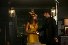 (S-D) Madison Bailey come Kiara, Christian Zuber come Trent Wincloss in Outer Banks 5x07