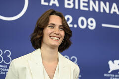 Ella Rumpf al photocall del film Jupiter al Festival del Cinema di Venezia 83, venerdì 4 settembre 2026