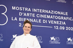 Sophie Fiennes al photocall del film The Pervert's Guide to Utopias al Festival del Cinema di Venezia 83, lunedì 7 settembre 2026