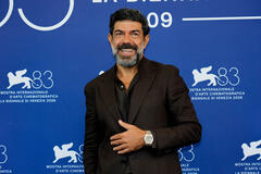 L'attore Pierfrancesco Favino al photocall del film Dio Ride al Festival del Cinema di Venezia 83, sabato 12 settembre 2026