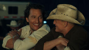 Matthew McConaughey e Woody Harrelson in Brothers 1x01