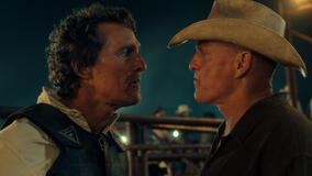 Matthew McConaughey e Woody Harrelson in Brothers 1x01