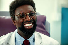 Omar Sy in Lupin 3x02