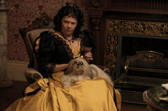Linda Reiter come Bertha Manchester in Monster: La storia di Lizzie Borden 1x03