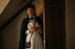 Vicky Krieps come Maggie Sullivan in Monster: La storia di Lizzie Borden 1x04