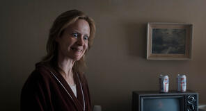 Sarah Paulson come Aileen Wuornos in Monster: La storia di Lizzie Borden 1x04