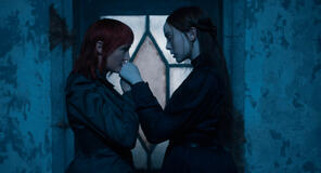 (S-D) Vicky Krieps come Maggie Sullivan, Ella Beatty come Lizzie Borden in Monster: La storia di Lizzie Borden 1x06
