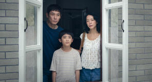 Sul Kyung-gu come Ho-seok, Jeon Do-yeon come Mi-ok in Possible Love