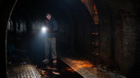 Austin Abrams in Resident Evil (2026) di Zach Cregger