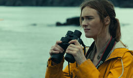 Mackenzie Davis come Fonda Lee in Below 1x03