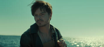 Charlie Heaton come Wade in Below 1x06