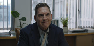 Tim Bagley in Carrie